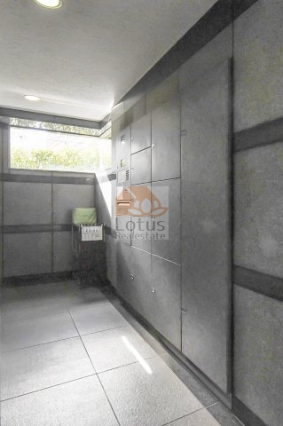 ミサワホームズ東大井共用部１｜宅配ボックスも設置されており、荷物の受け取りも便利です。