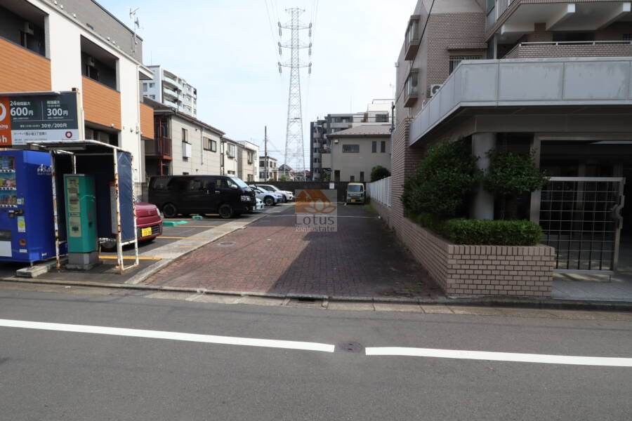 フドウアーバニティ西小岩共用部5｜駐車場もあります。