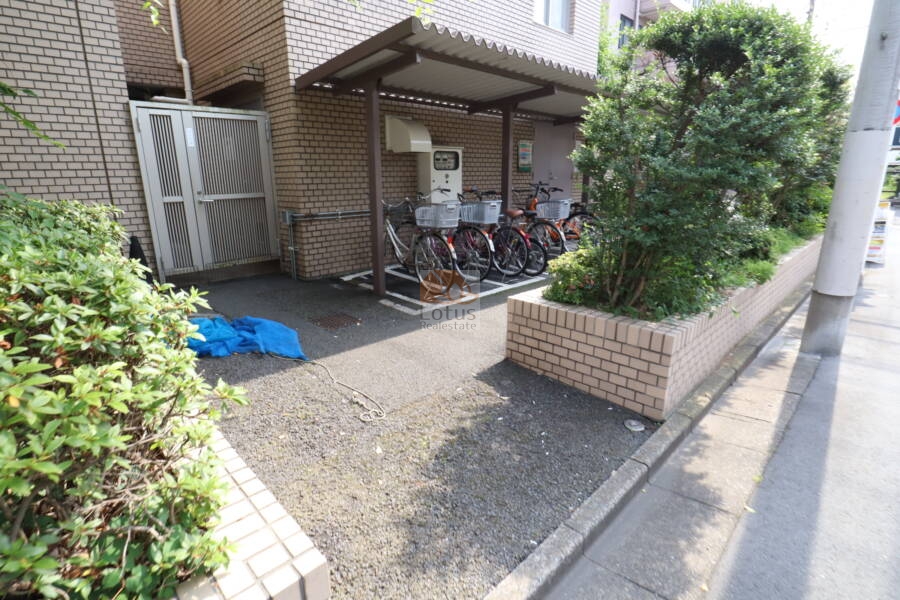 フドウアーバニティ西小岩共用部4｜駐輪スペースがあります。