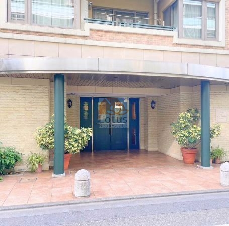 アルス品川ラ・パルフェエントランス２｜京急本線「青物横丁」駅、りんかい線「品川シーサイド」駅が利用できます。