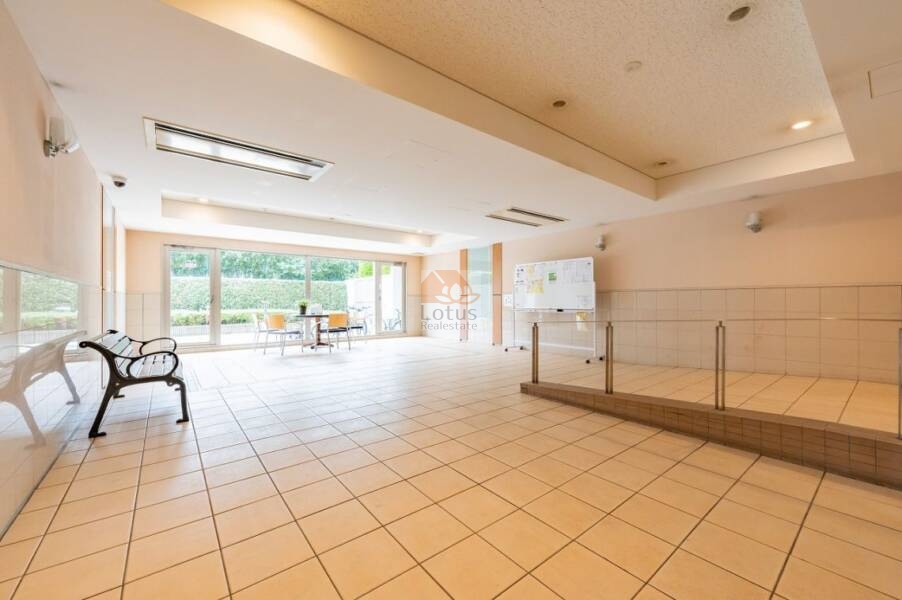 ライオンズマンション浮間公園アクアウインド共用部１