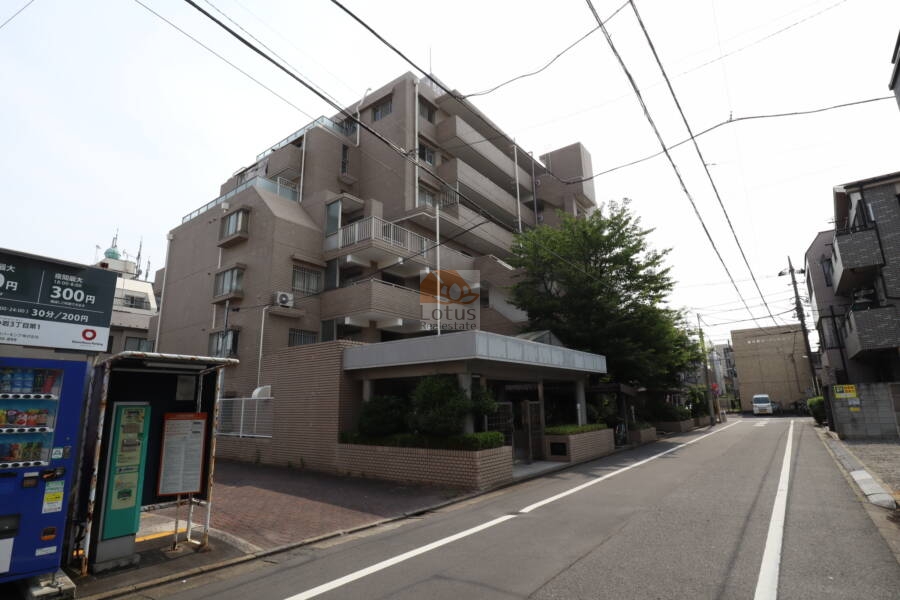 フドウアーバニティ西小岩外観1｜フドウアーバニティ西小岩は、1989年（平成 1年） 8月に建てられた、7階建てのマンションです。