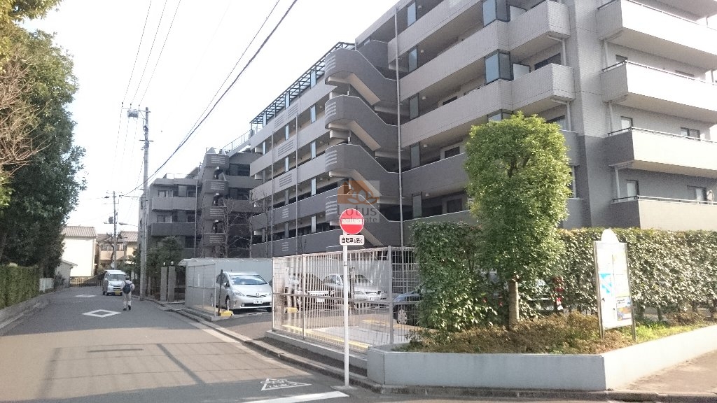 ダイアパレス一之江親水公園 (1)｜ダイアパレス一之江親水公園は、1997年（平成9年）に建てられた7階建てのマンションです。