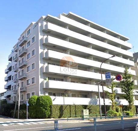 深沢パーク・ホームズ外観１｜深沢パーク・ホームズは平成11年築、8階建てのマンションです。
