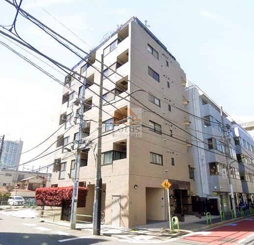 アエリア南青山外観１｜アエリア南青山は平成10年築、8階建てのマンションです。