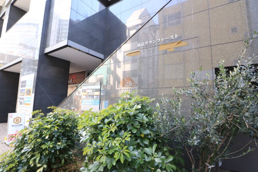 東京グランファースト店舗部分
