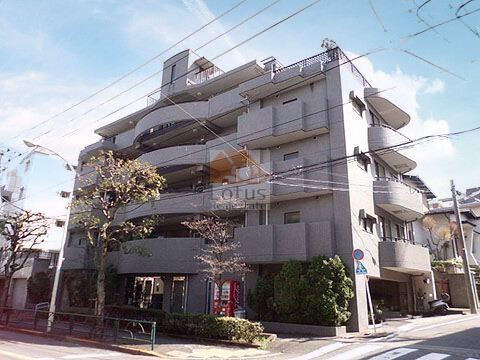 グリーンハイム赤堤外観3｜グリーンハイム赤堤は平成9年築、4階建てのマンションです。