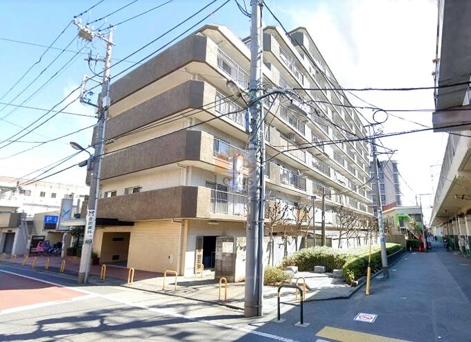 マンション五反野ハウス外観２｜マンション五反野ハウスは昭和59年築、9階建てのマンションです。