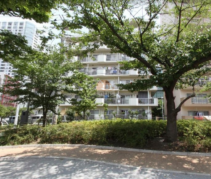 ニューライフ東品川概案１｜ニューライフ東品川は昭和55年築、7階建てのマンションです。