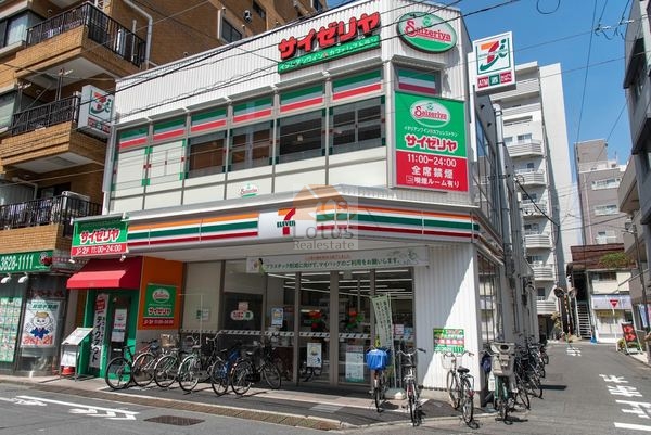 セブン-イレブン 足立綾瀬３丁目店｜徒歩1分に「セブン-イレブン 足立綾瀬３丁目店」があります。