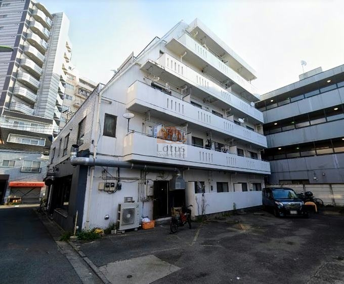 恵比寿スカイハイツ外観１｜ルナパーク三軒茶屋は昭和59年築、5階建てのマンションです。
