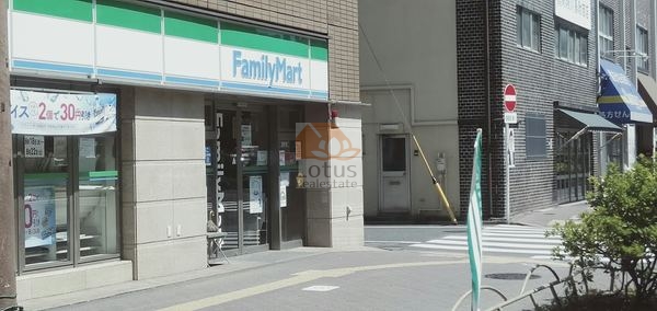 ファミリーマート 本駒込六丁目店