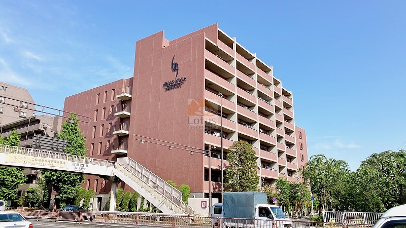 ヒルズ用賀トーキョーユーシティ外観３｜ヒルズ用賀ＴＯＫＹＯ　Ｕ　ＣＩＴＹは、平成12年築、9階建てのマンションです。