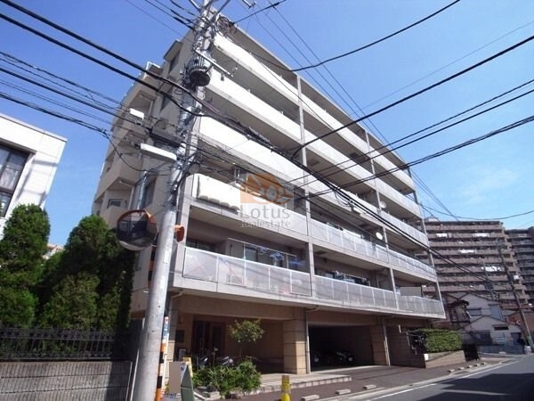 ビューキャニオン梅島外観｜ビューキャニオン梅島は梅島駅から旧日光街道を南下し、徒歩7分の静かな住宅街にあります。