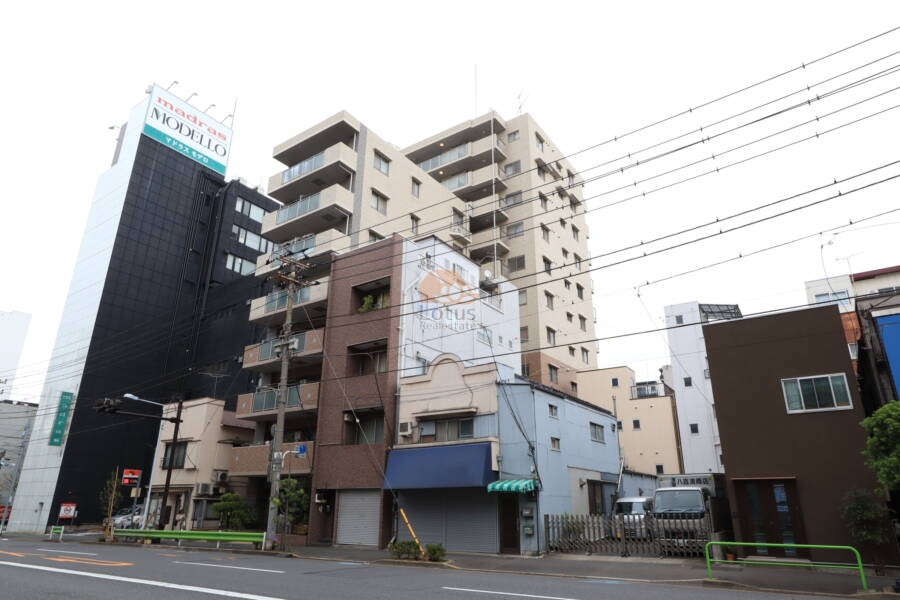 ゼファー浅草馬道通り外観1｜ゼファー浅草馬道通りは平成14年築、11階建てのマンションです。
