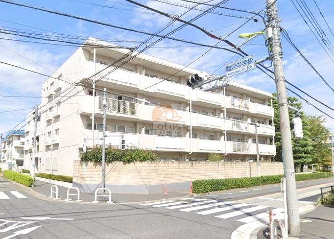 パーク・ハイム駒沢外観２｜パークハイム駒沢は昭和52年築、4階建てのマンションです。