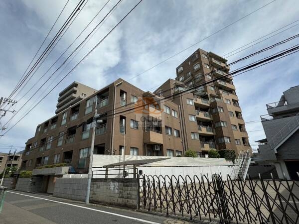 フェアロージュ永福町外観４｜フェアロージュ永福町は平成11年築、9階建てのマンションです。