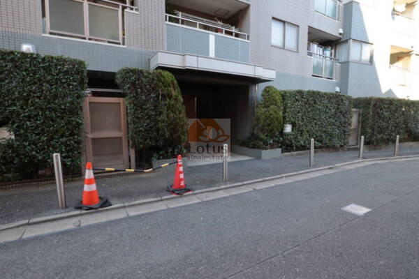 ガーデンホーム戸越銀座エントランス1
