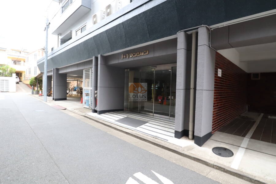 東中野マンションエントランス2