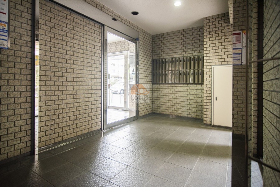 藤和シティコープ木場公園オートロック｜共用部はこじんまりとしていますが、清掃は徹底的に行われており、常に清潔な状態が保たれています。