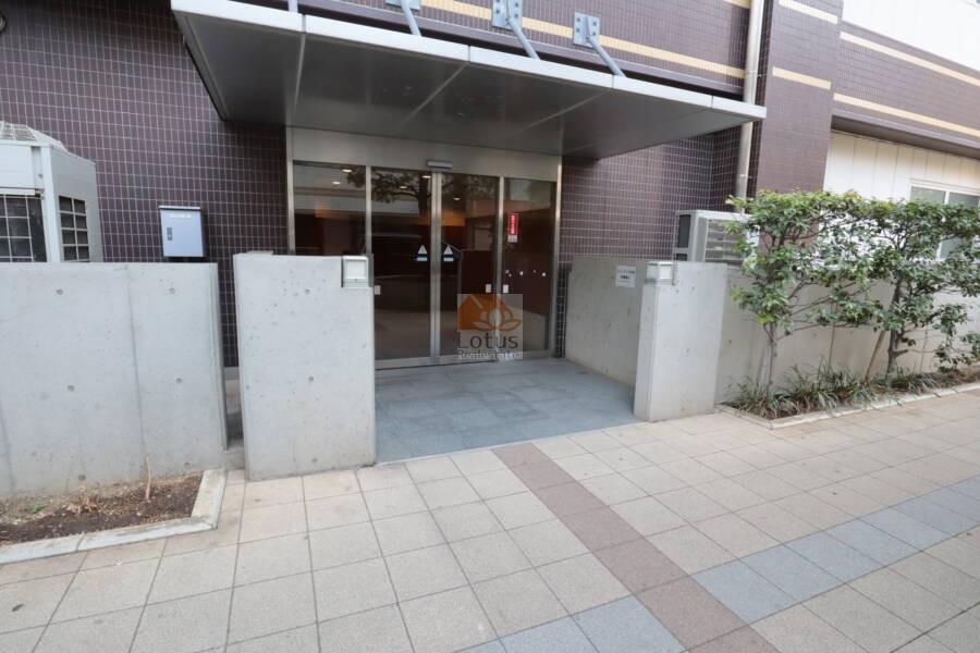 ステーションプラザタワーエントランス2