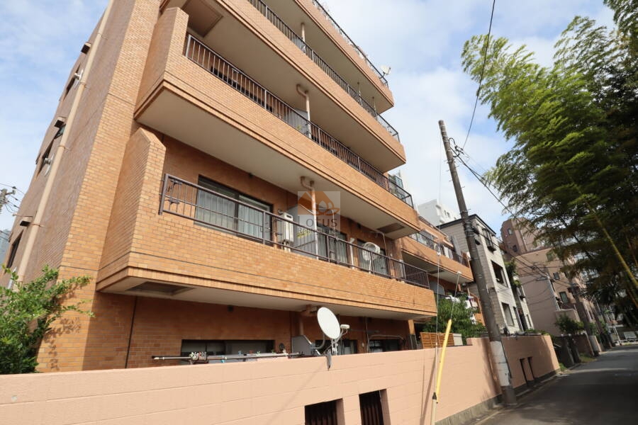 ライオンズマンション豪徳寺外観3