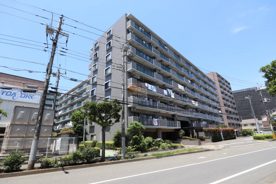 リーベスト玉川上水外観1｜リーベスト玉川上水は平成9年に建てられた、8階建ての建物です。