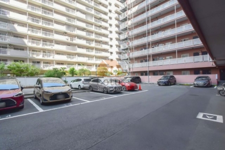 大森パークハイツ駐車場