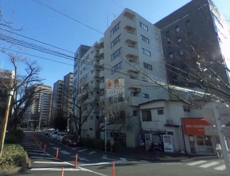 サンハイツ大森外観２｜サンハイツ大森は、1982年（昭和57年）に建てられた8階建てのマンションです。