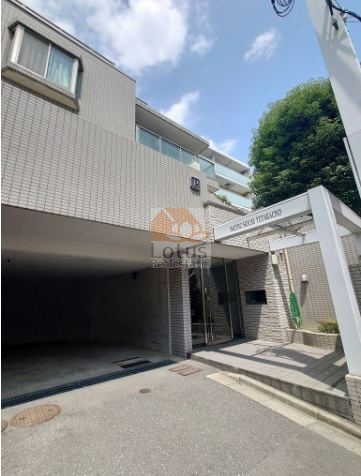 パシフィックハウス豊町外観１｜パシフィックハウス豊町は、1996年（平成 8年） 2月に建てられた、4階建てのマンションです。