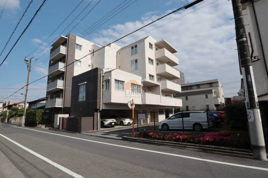 ブリリア関町北外観2