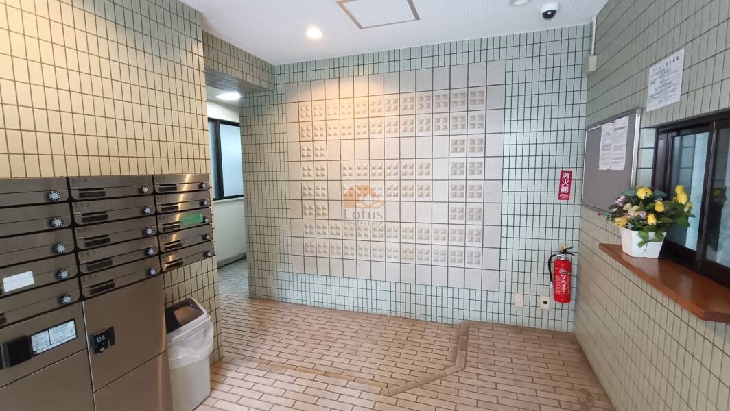 プエルト西日暮里外共用部1