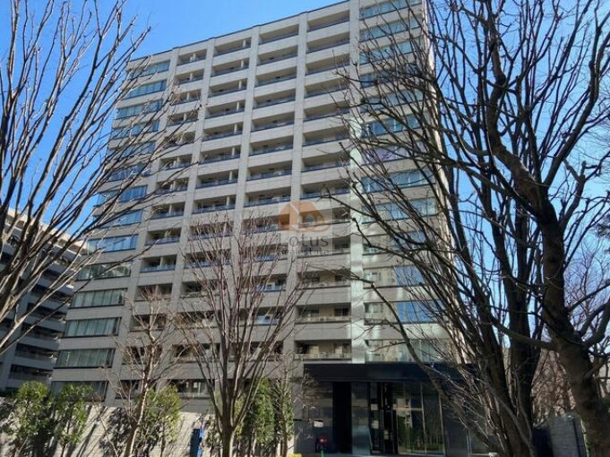 ブランズ四番町外観２｜ブランズ四番町は、平成26年築、15階建てのマンションです。