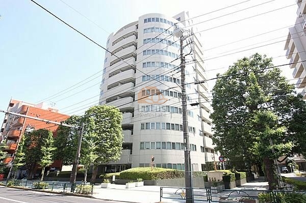 東高西ヶ原ペアシティ外観２｜東高西ヶ原ペアシティは本郷通り沿いにある14階建てのマンションです。