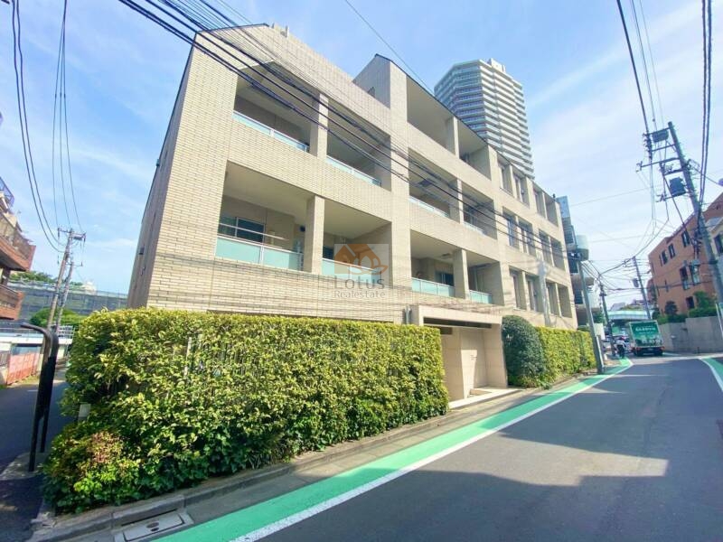 ブランズ東中野プレシアス外観１｜ブランズ東中野プレシアスは、平成24年築、6階建のマンションです。