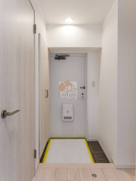 グローリア初穂綾瀬406　玄関