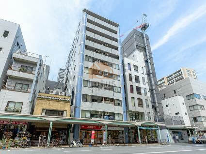 シルクハットハイツは、平成5年築、11階建てのマンションです。
かっぱ橋道具街通りにあります。