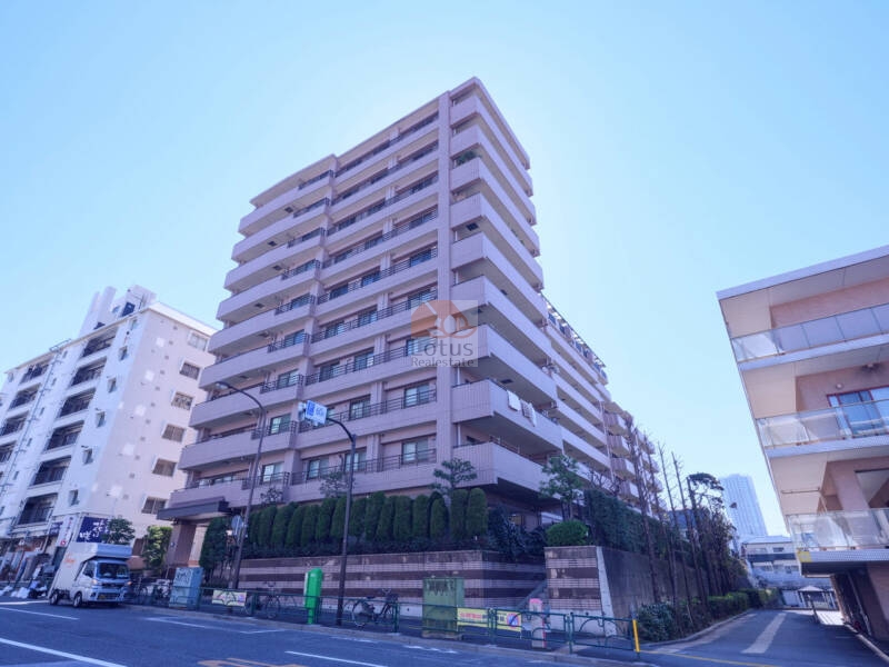 クリオ新宿戸山壱番館外観１｜クリオ新宿戸山壱番館は、平成13年築、11階建てのマンションです。