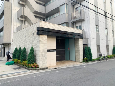 セイガステージ千歳船橋エントランス２｜道路からエントランスまでのアクセスも平坦です。