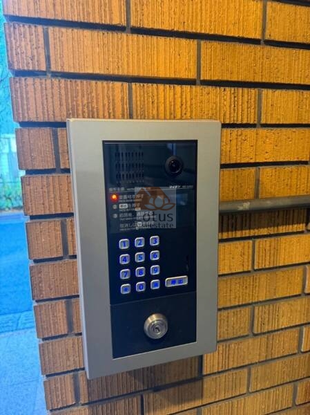 綾瀬ロイヤルパレスオートロック