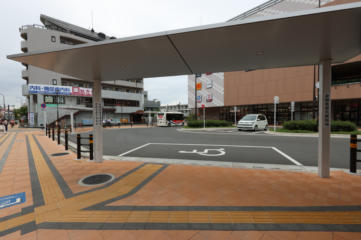 ららテラスバスターミナル
