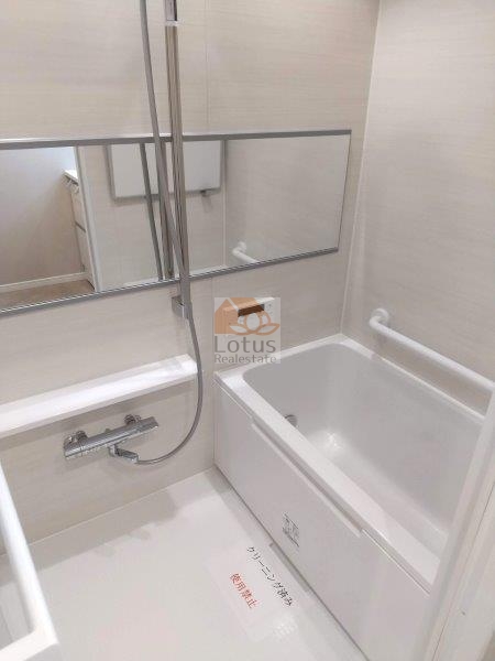 サンウッド赤坂フラッツ401の浴室