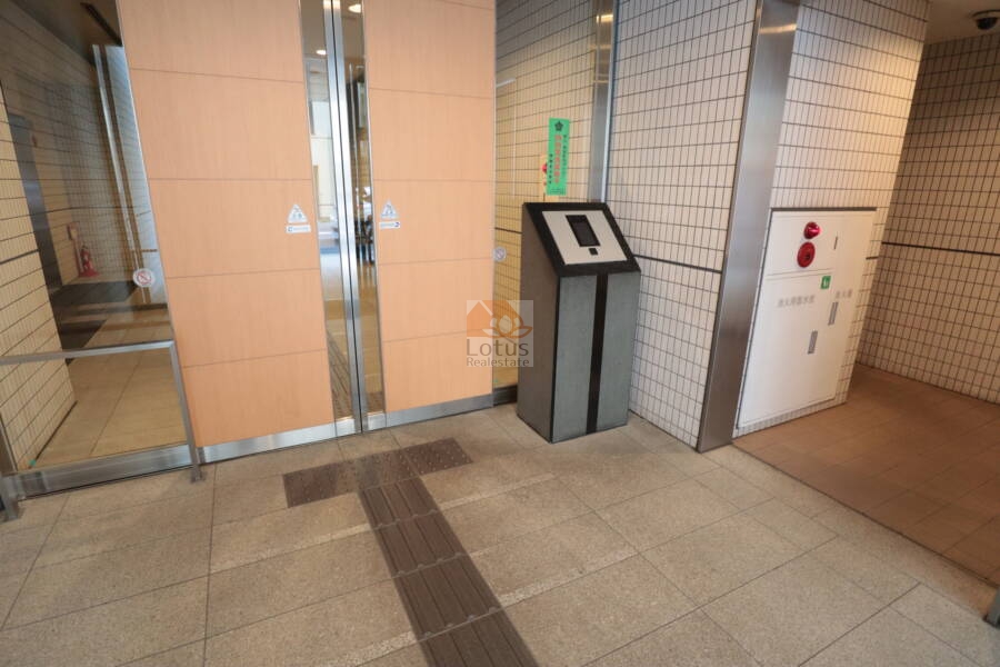 ステーションポートタワー共用部1
