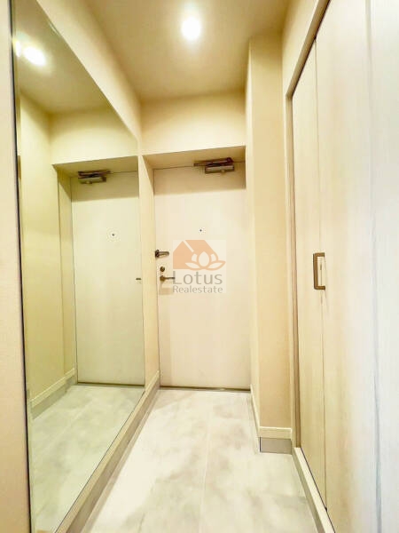 フェアロージュ永福町702の玄関