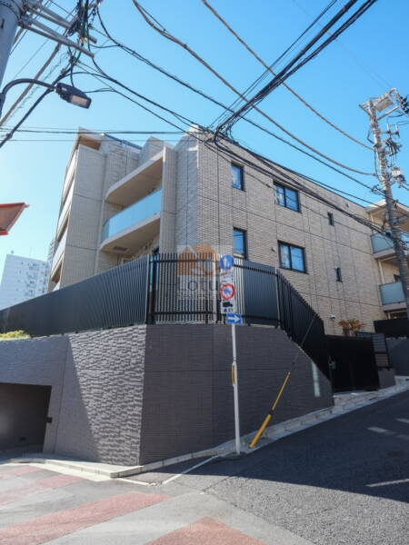 サンウッド神楽坂外観１｜サンウッド神楽坂は、令和3年築、5階建てのマンションです。