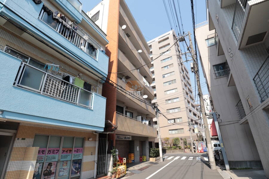 メゾン武蔵西日暮里外観3