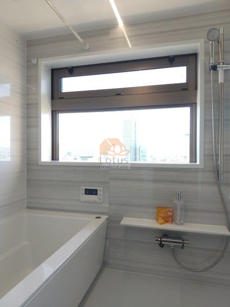 クレッセント東京ヴュータワー2206の浴室