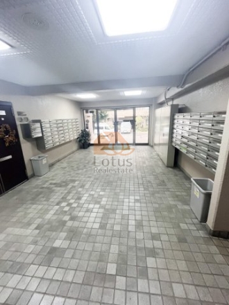 コープ野村東六郷エントランスホール１