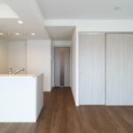 サンライフ一之江508サンライフ一之江404のリビング・ダイニング