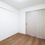 サンライフ一之江508サンライフ一之江404の洋室